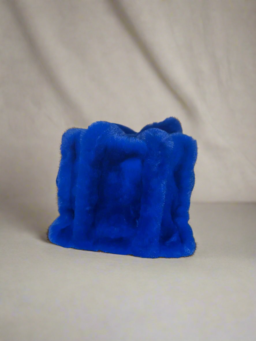 "Pretty Kitty" Fuzzy Zeta blue bag